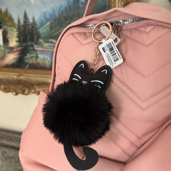 🐈‍⬛Black Cat Faux Leather Pom Pom Gold Keychain - Picture 5 of 5